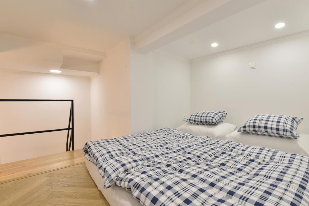 Apartman S Balkonom Trencin Luaran gambar