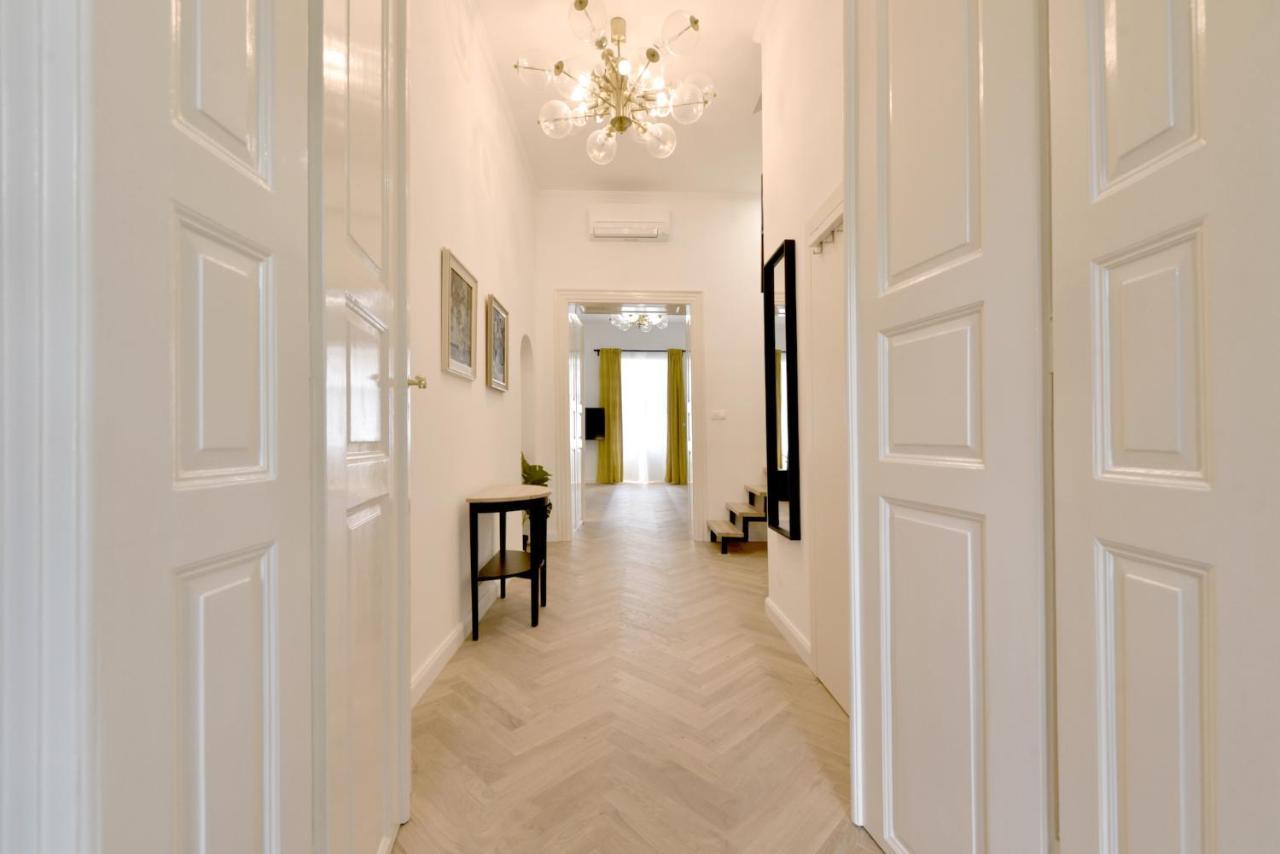 Apartman S Balkonom Trencin Luaran gambar